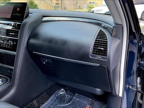 Used 2022 INFINITI QX80 Luxe w/ Cargo Package RWD image 29