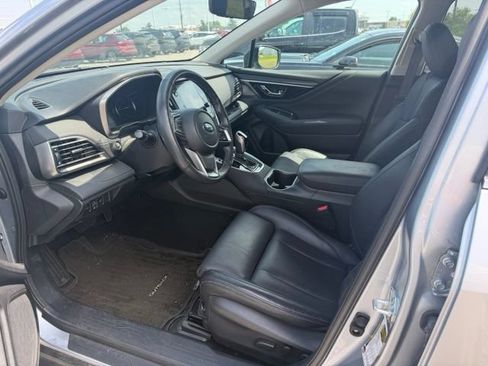Used 2024 Subaru Outback Limited AWD/4WD image 7