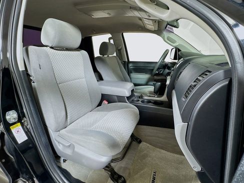 Used 2011 Toyota Tundra 2WD Double Cab w/ SR5 Pkg image 23