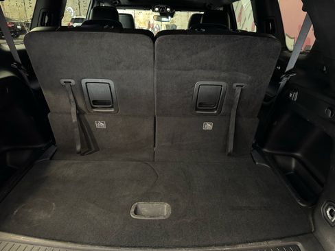 Used 2023 Jeep Grand Cherokee L Laredo RWD image 25