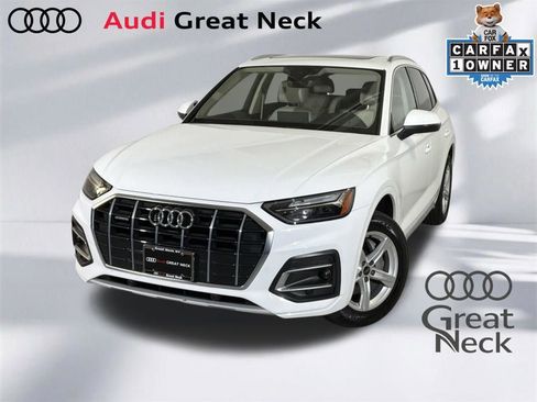 Used 2023 Audi Q5 2.0T Premium w/ Convenience Package AWD/4WD image 1