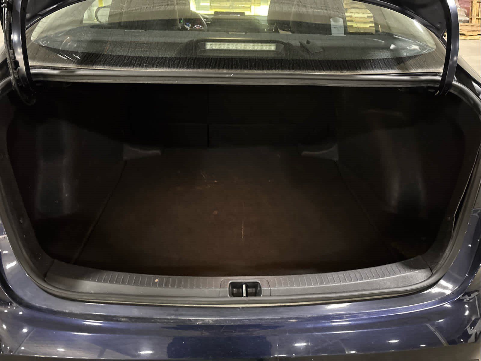Used 2024 Toyota Corolla LE FWD image 7