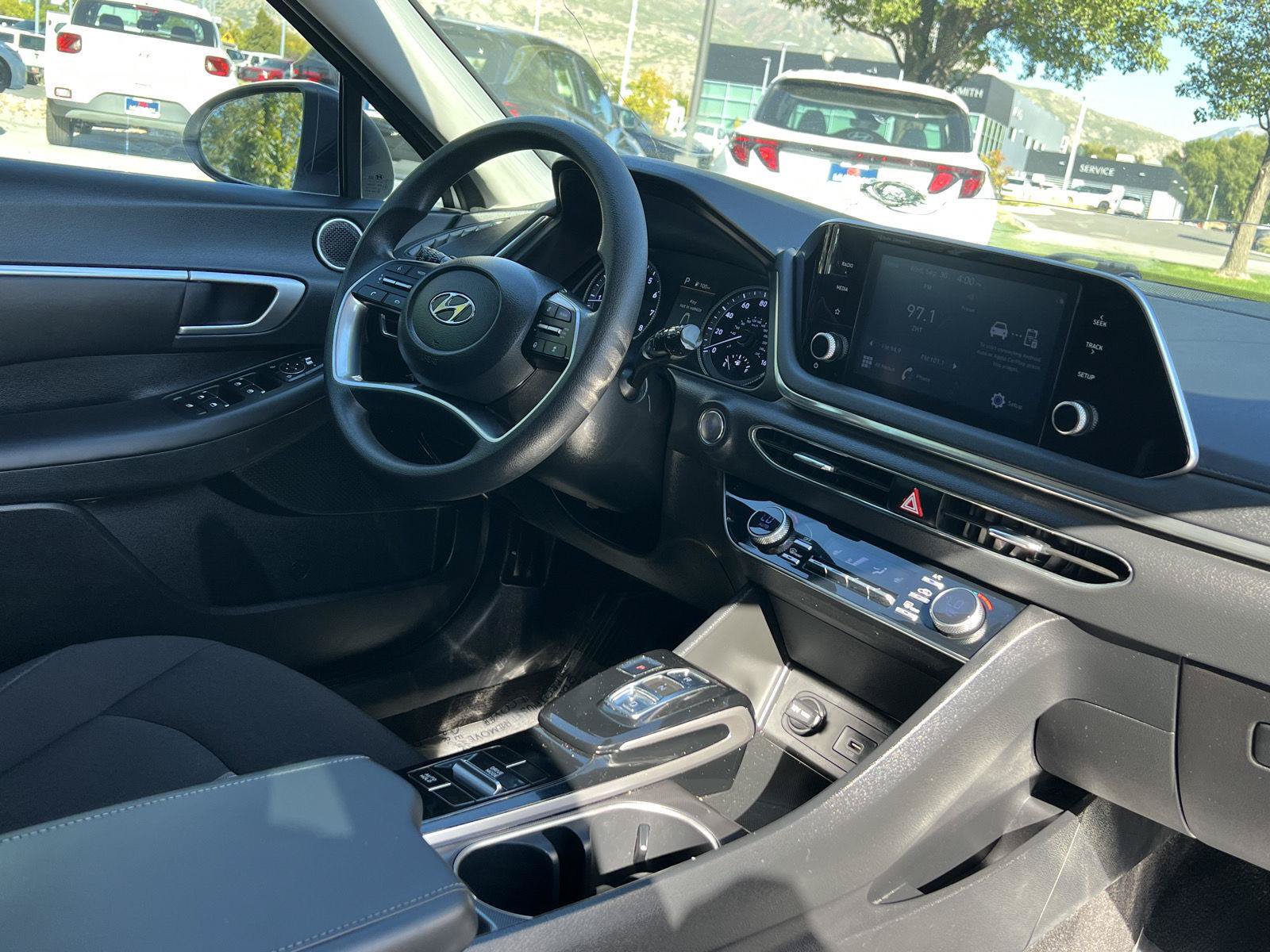 Used 2022 Hyundai Sonata SEL FWD image 3