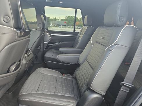 Used 2026 Cadillac Escalade V image 15