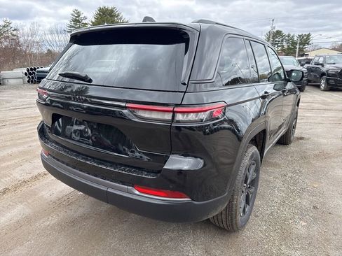 New 2026 Jeep Grand Cherokee Altitude AWD/4WD image 5