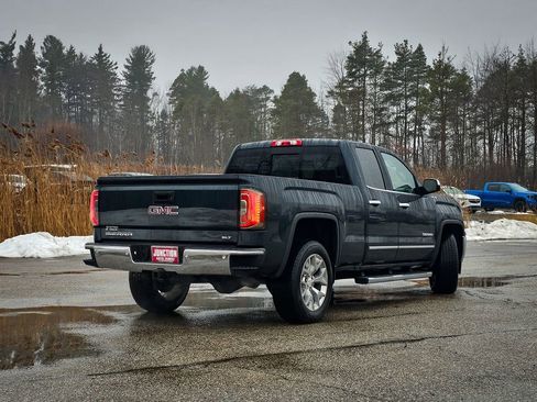 Used 2018 GMC Sierra 1500 SLT w/ SLT Premium Package image 3