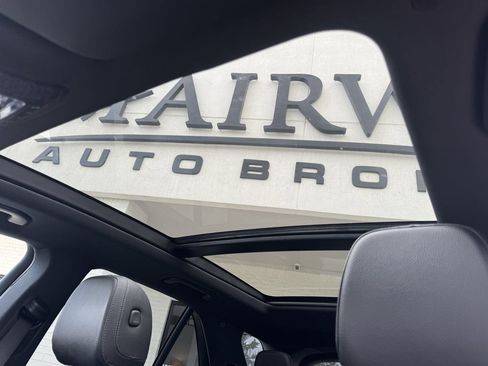 Used 2024 Mercedes-Benz GLE 350 4MATIC image 28