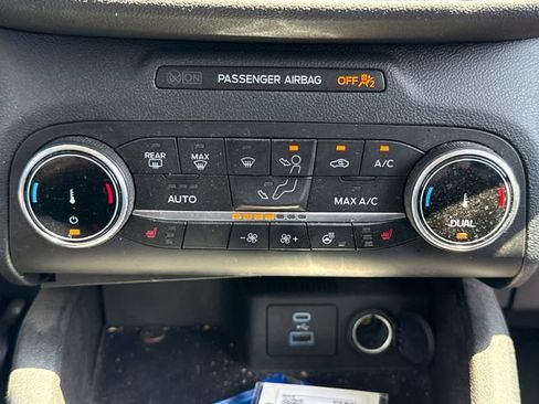 Used 2023 Ford Escape Active AWD/4WD image 26