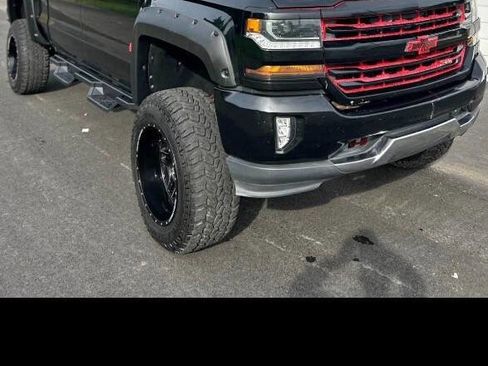 Used 2018 Chevrolet Silverado 1500 LT w/ All Star Edition image 2