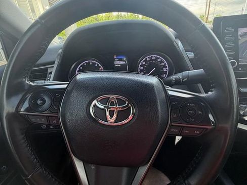 Used 2023 Toyota Camry SE FWD image 9