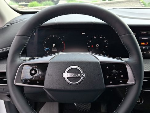 Certified 2025 Nissan Murano SV AWD/4WD image 20