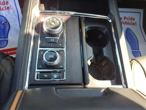 Used 2024 Ford Expedition Max Platinum image 14