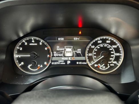 Used 2023 Mitsubishi Outlander SE image 29