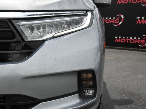 Used 2023 Honda Odyssey EX-L image 11