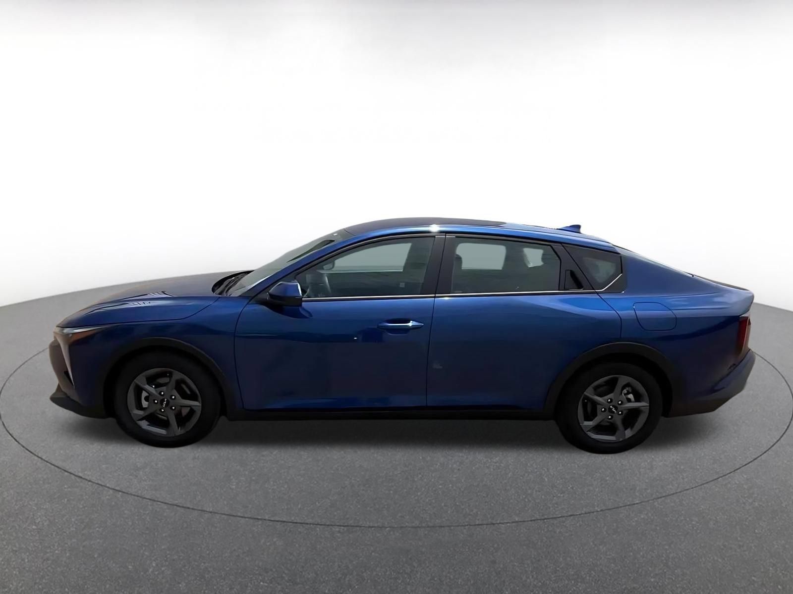 Used 2026 Kia K4 FWD image 8
