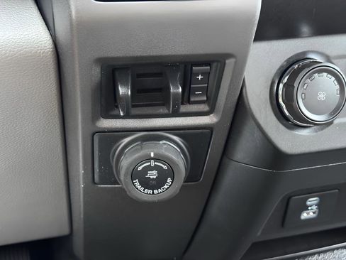 Used 2020 Ford F250 XL w/ STX Appearance Package image 18