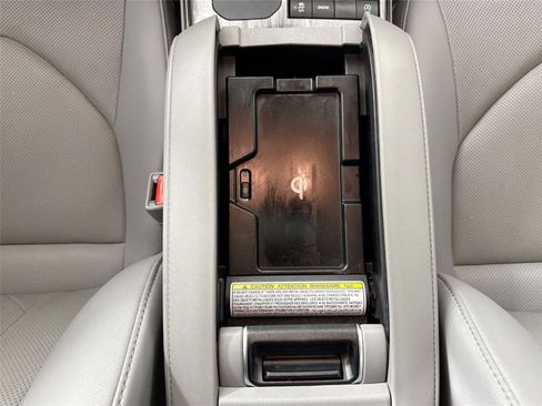 Certified 2021 Toyota Highlander Platinum image 37