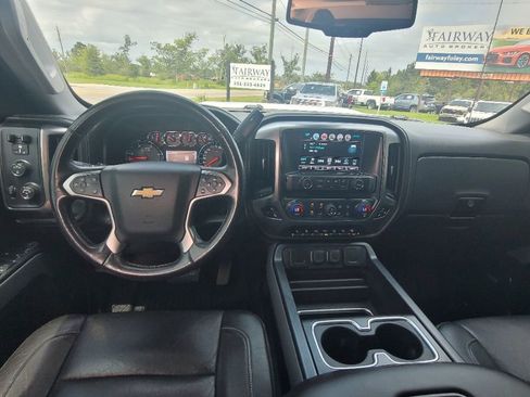Used 2017 Chevrolet Silverado 2500 LTZ w/ Duramax Plus Package AWD/4WD image 9