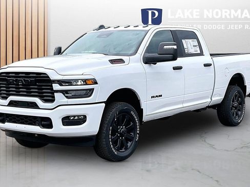New 2026 RAM 2500 Big Horn AWD/4WD image 4