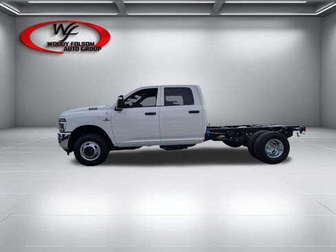New 2026 RAM 3500 Tradesman w/ Chrome Appearance Group A AWD/4WD image 8