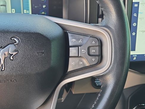 Used 2022 Ford Bronco Wildtrak image 26