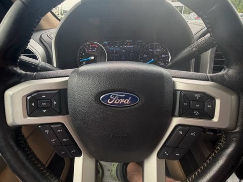 Used 2019 Ford F250 Lariat AWD/4WD image 10