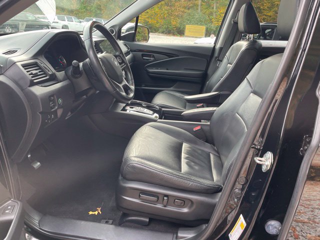 Used 2019 Honda Pilot Touring image 43