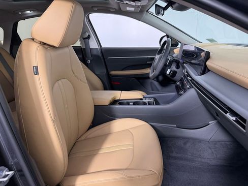 Used 2025 Hyundai Sonata Limited image 36