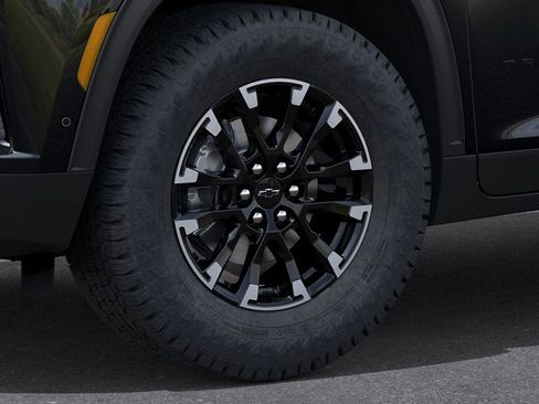 New 2026 Chevrolet Traverse Z71 w/ Enhanced Driving Package AWD/4WD image 9
