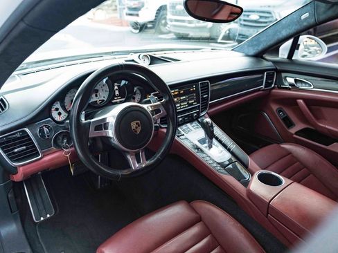 Used 2016 Porsche Panamera GTS AWD/4WD image 19