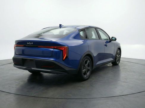 Used 2025 Kia K4 LXS image 9