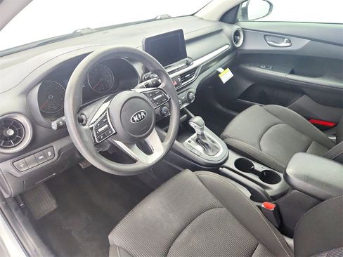 Used 2021 Kia Forte LXS image 10