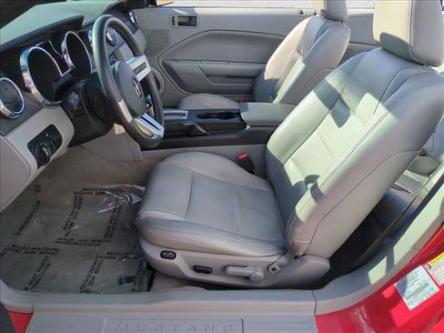 Used 2007 Ford Mustang Deluxe image 17