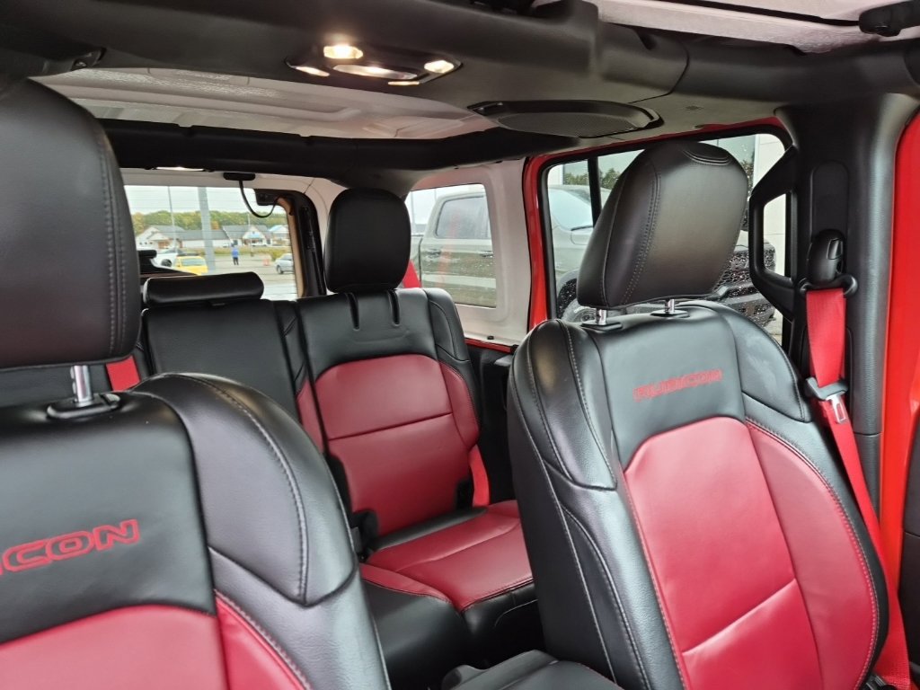 Used 2023 Jeep Wrangler Unlimited Rubicon 4xe AWD/4WD image 24