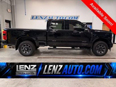 Used 2025 Ford F250 Lariat w/ Black Appearance Package