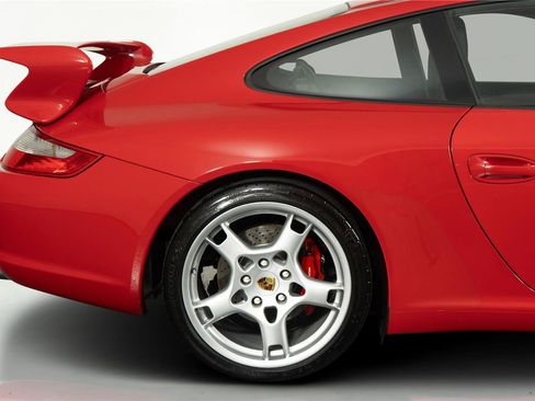 Used 2006 Porsche 911 Carrera S RWD image 6