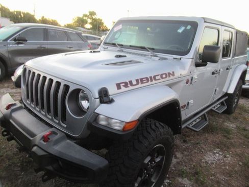 Used 2022 Jeep Gladiator Rubicon image 2