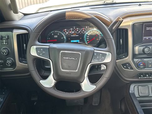 Used 2017 GMC Sierra 2500 Denali w/ Duramax Plus Package image 24