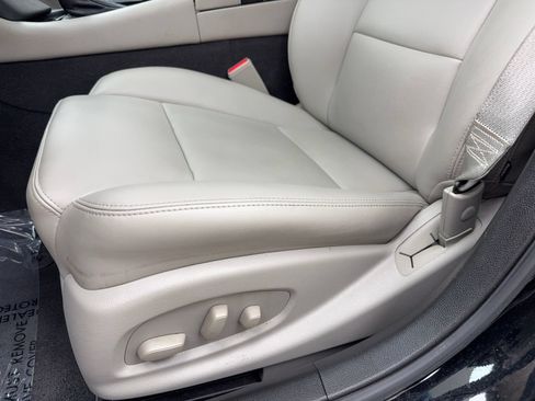 Used 2019 Cadillac CTS Sedan RWD image 32