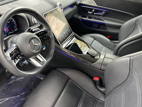 Used 2022 Mercedes-Benz SL 55 AMG 4MATIC image 4