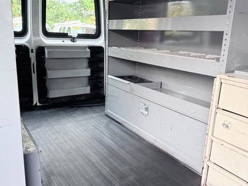 Used 2013 Chevrolet Express 2500 w/ Power Package RWD image 25