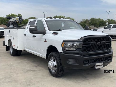Used 2024 RAM 3500 Tradesman AWD/4WD image 4