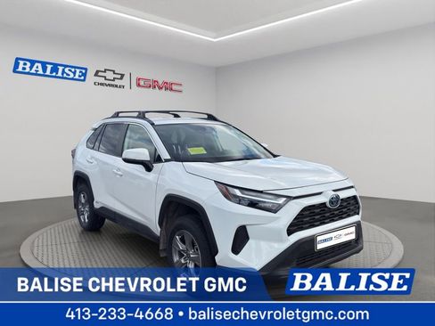 Used 2024 Toyota RAV4 LE image 1