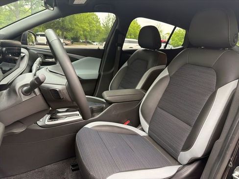 Used 2024 Buick Envista Preferred w/ Convenience I Package FWD image 10