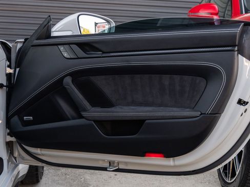 Certified 2022 Porsche 911 GT3 image 44