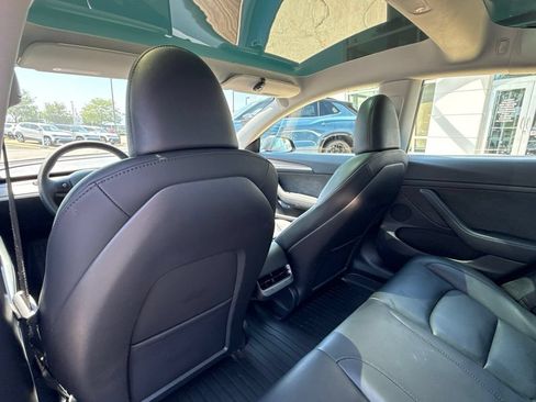Used 2023 Tesla Model 3 Standard Range RWD image 17
