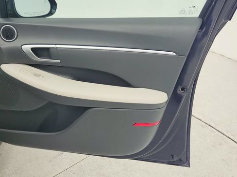 Used 2025 Hyundai Sonata SEL FWD image 30