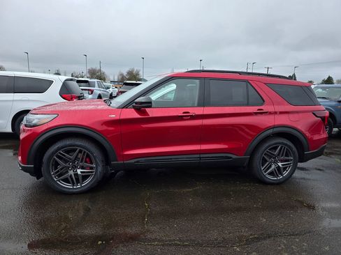 New 2026 Ford Explorer ST-Line w/ ST-Line Street Pack image 37