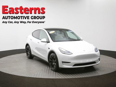 Used 2021 Tesla Model Y Long Range image 47