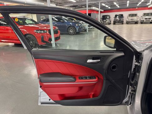 Used 2022 Dodge Charger Scat Pack w/ Plus Group image 13
